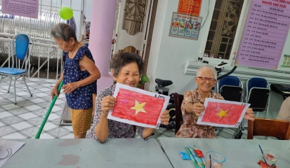 Người cao tuổi cần sinh hoạt như thế nào để sống khỏe, sống vui mỗi ngày?