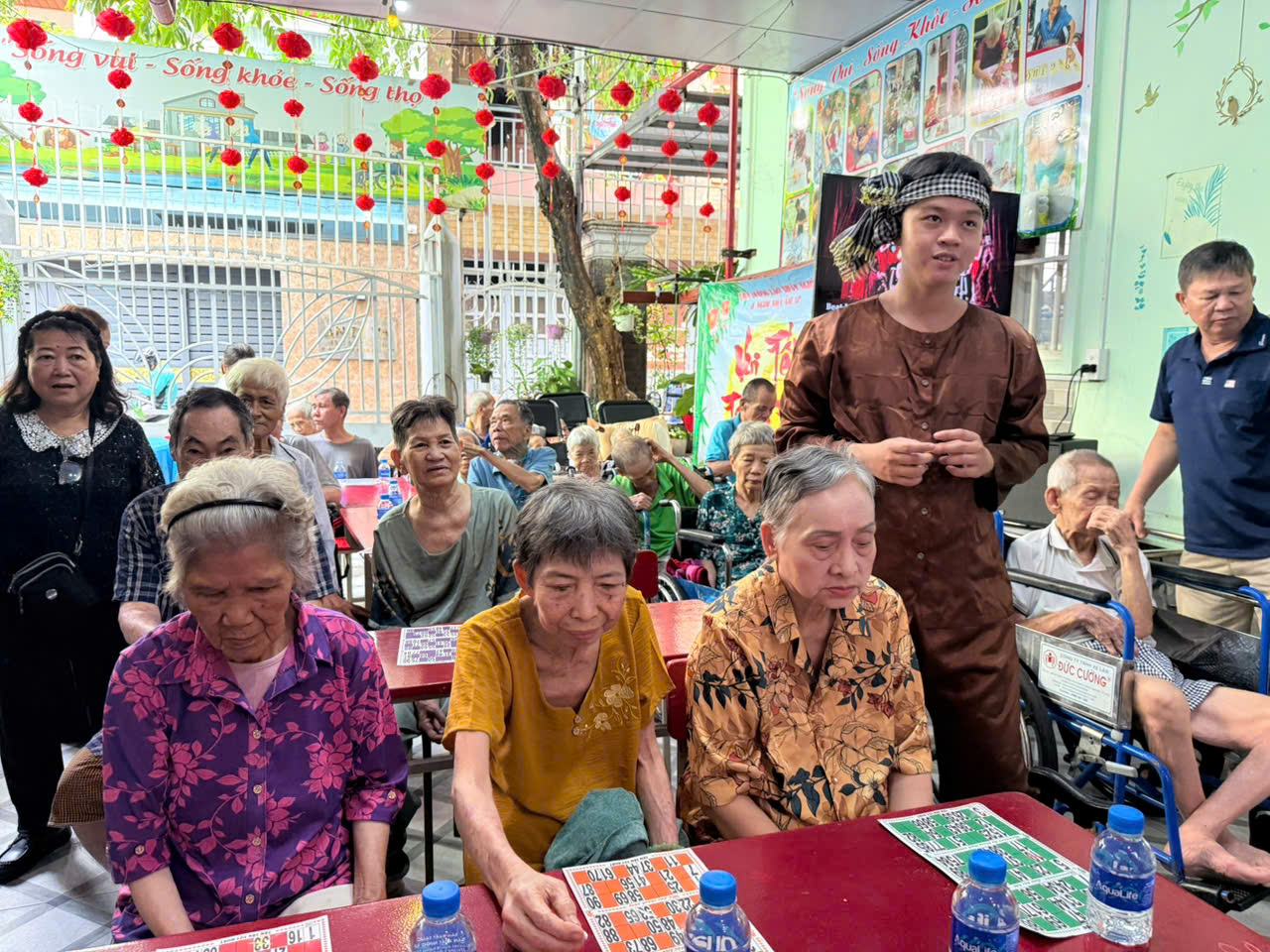 sinh-hoat-nguoi-cao-tuoi-tai-vien-duong-lao-go-vap