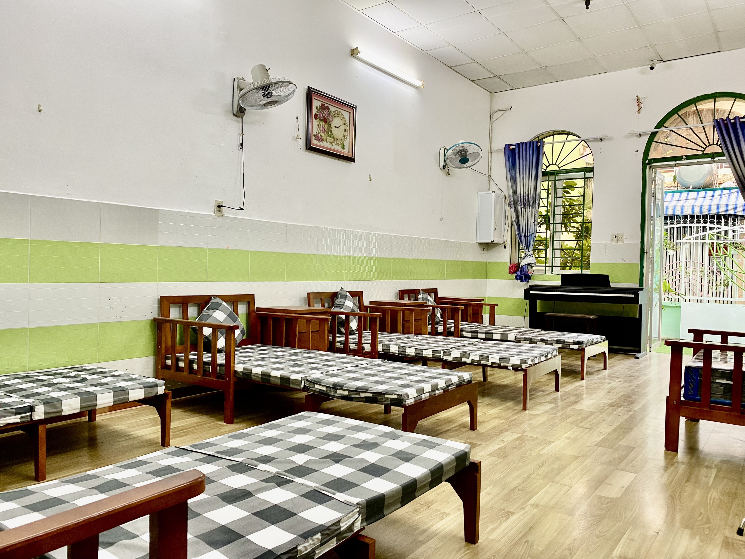 so sánh nhà dưỡng lão & viện dưỡng lão