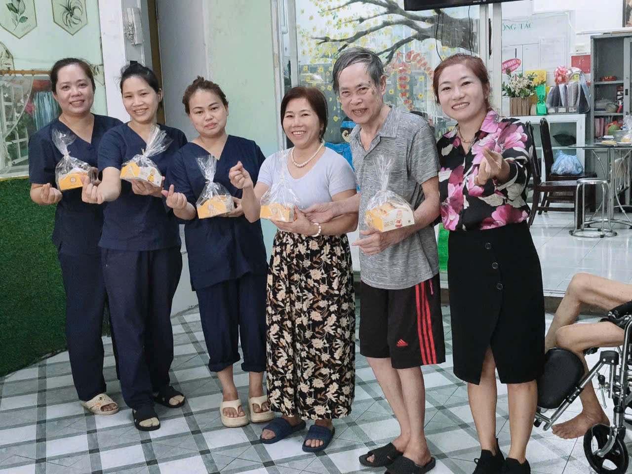 nhà dưỡng lão người già hcm